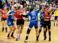 Felálltunk a padlóról! Felálltunk a padlóról!